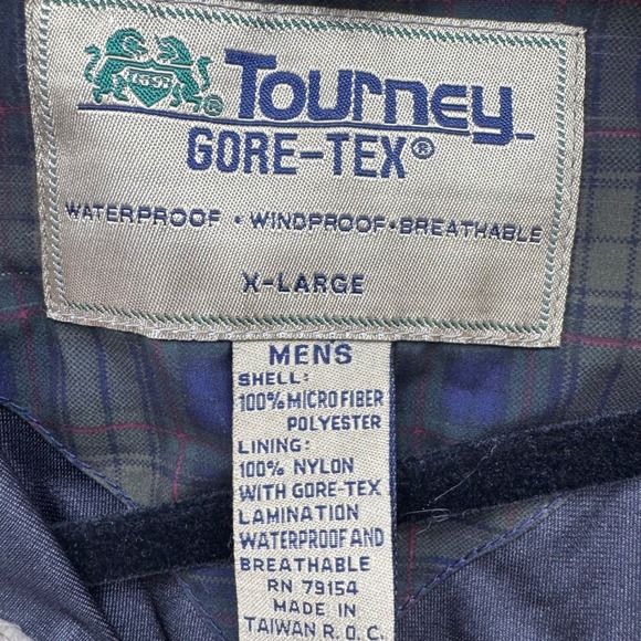 VTG Tourney Gore-Tex Men's XL Wine Golf Jacket Waterproof Windproof Coat - Picture 2 of 10